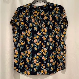 Banana Republic silk lemon top XXL (it fits plus)